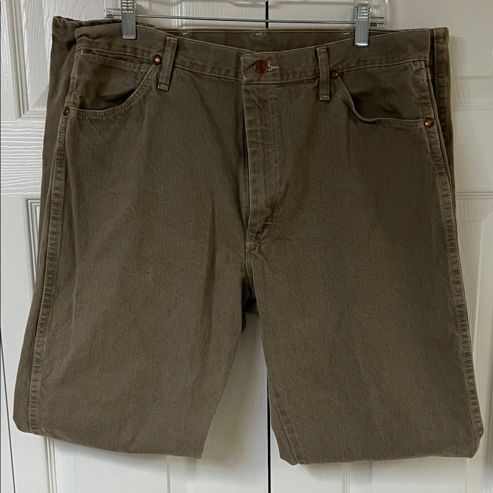Wrangler Men's Tan Casual Shorts